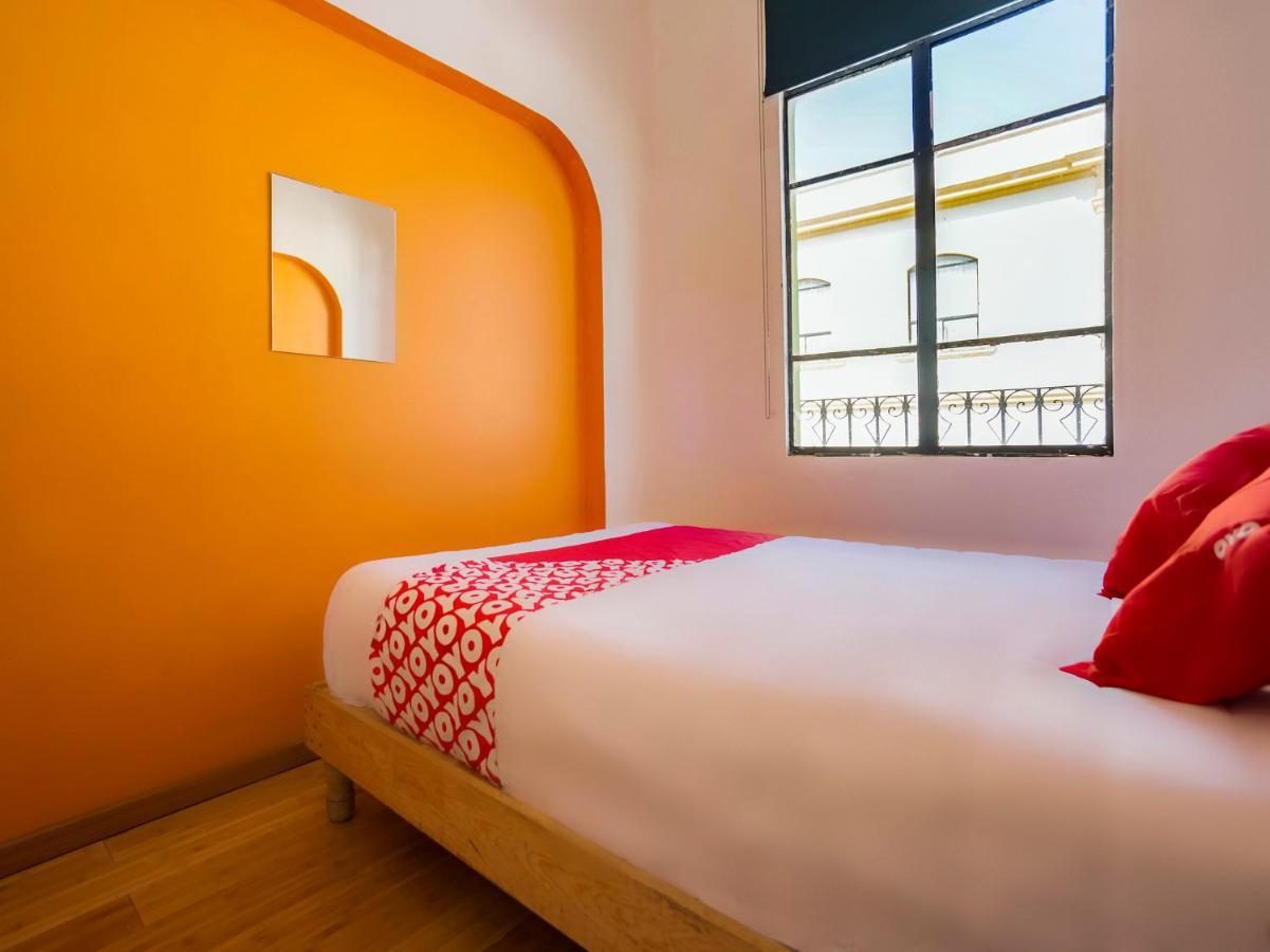 Oyo Hotel Hare Krishna Monterrey Exterior foto